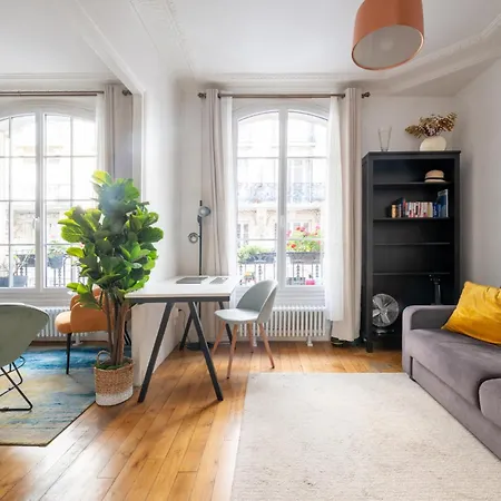 Apartment Charming 1bdr For 3 Near Eiffel Tower Paris